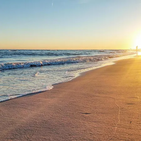 Lovely In With Wi-fi Nyaraló Rewal